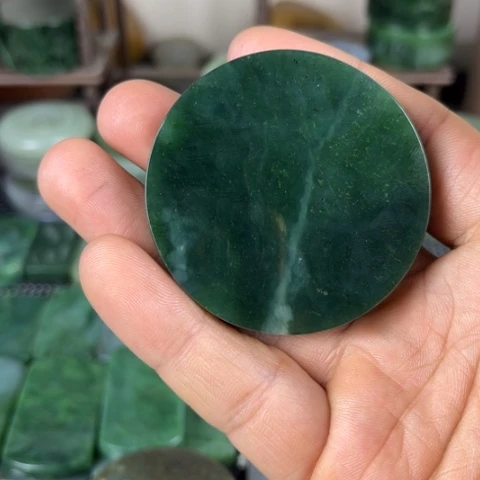 和田玉珠宝半成品未镶嵌沐*