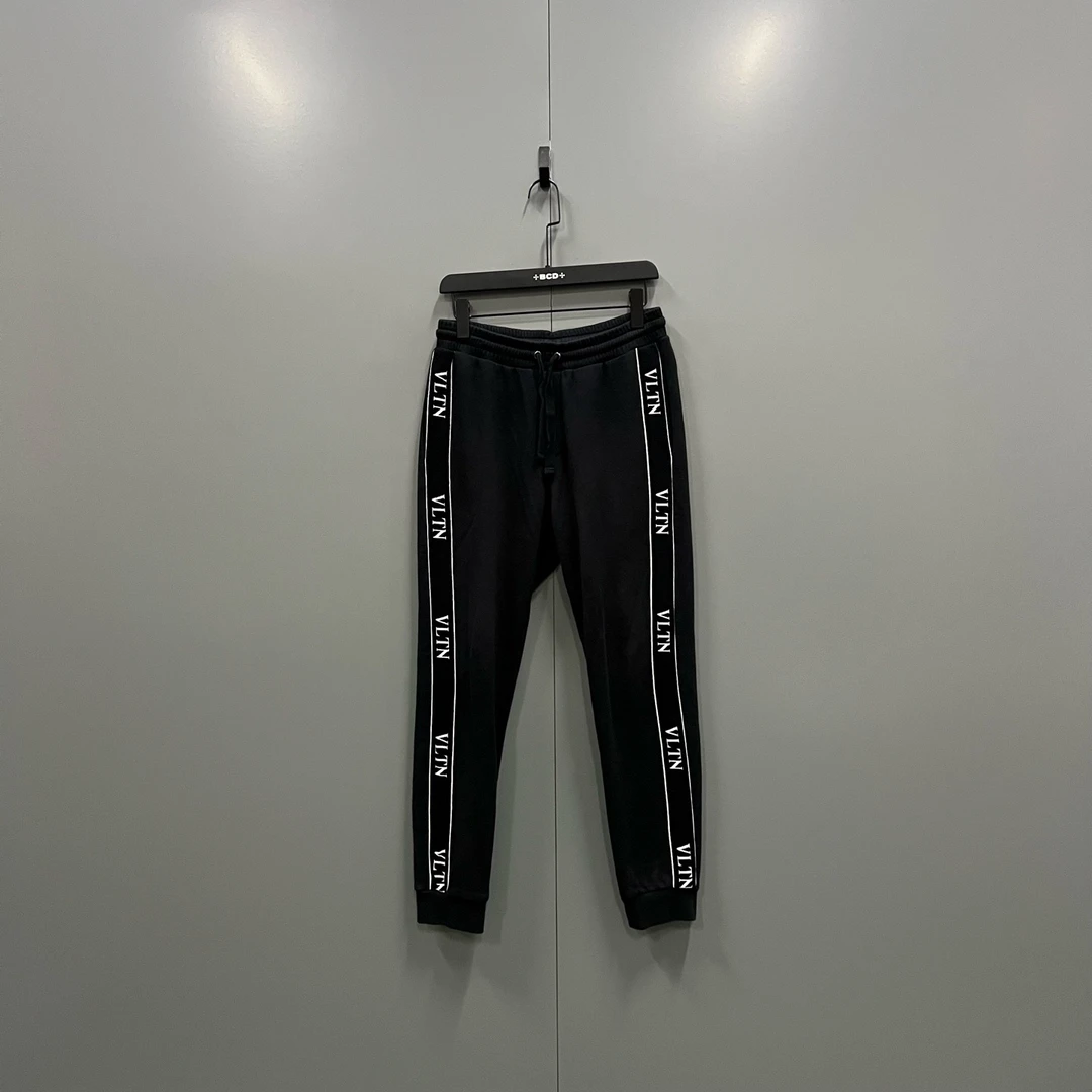 95新 Valentino/华伦天奴 (ll) 黑色侧边logo卫裤 M码/205841