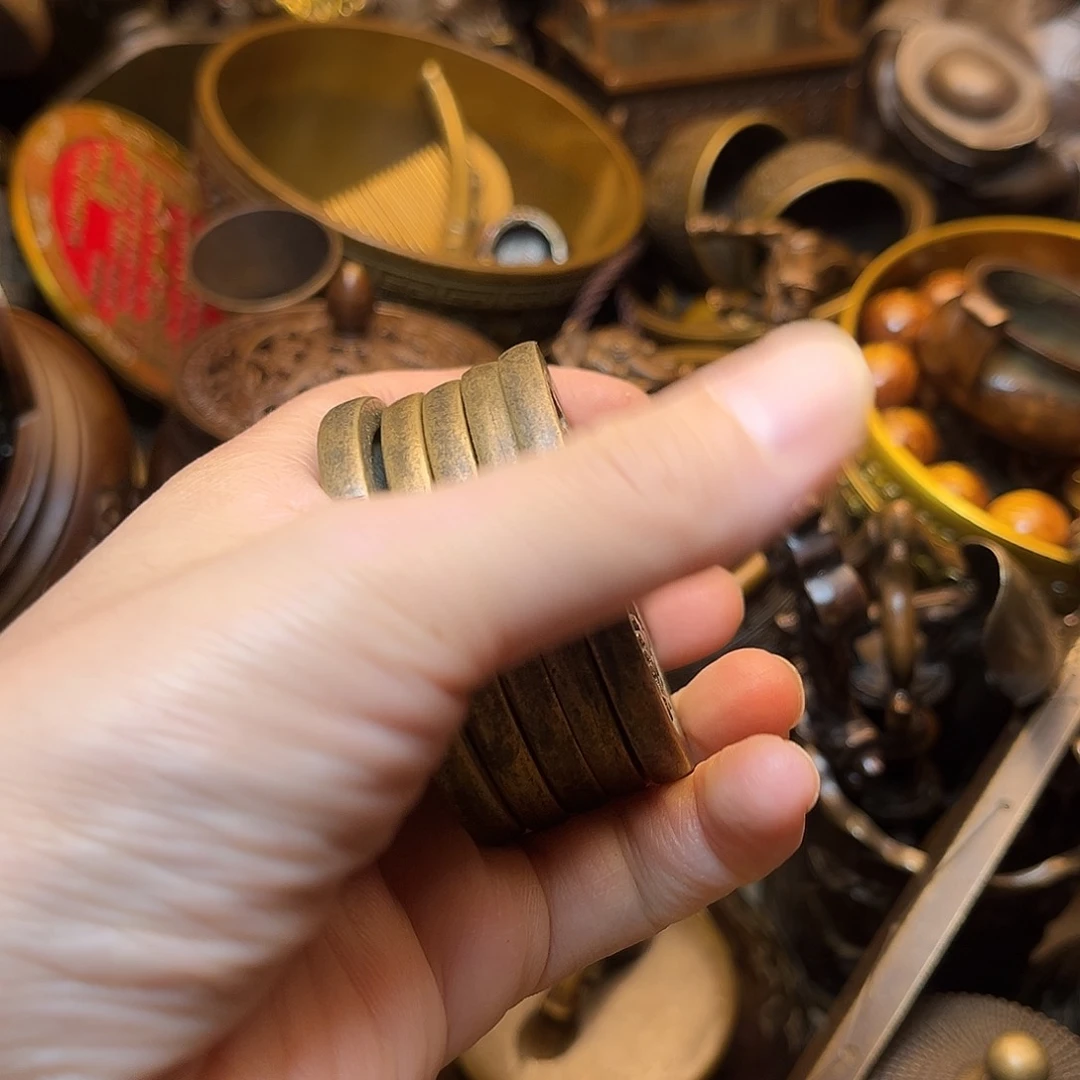 精美铜器工艺品等