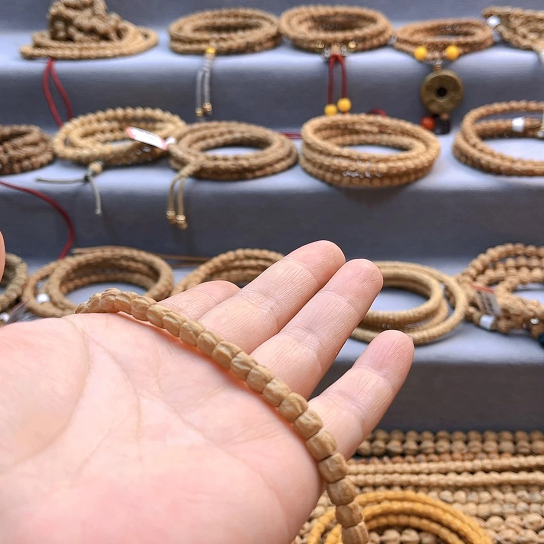 柏香籽/百香籽吊坠月*