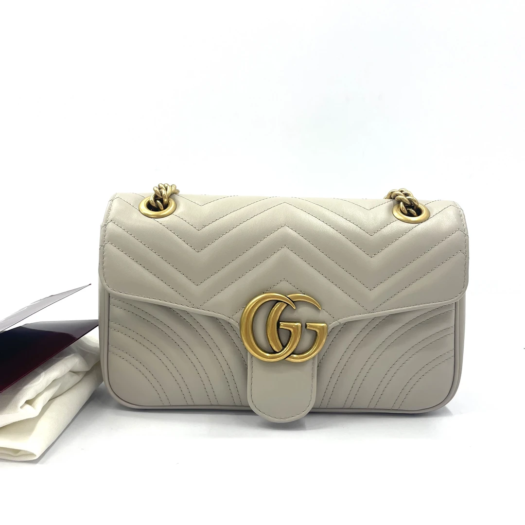 95新 GUCCI/古驰 98新 Marmont 马蒙26 链条包单肩斜挎包
