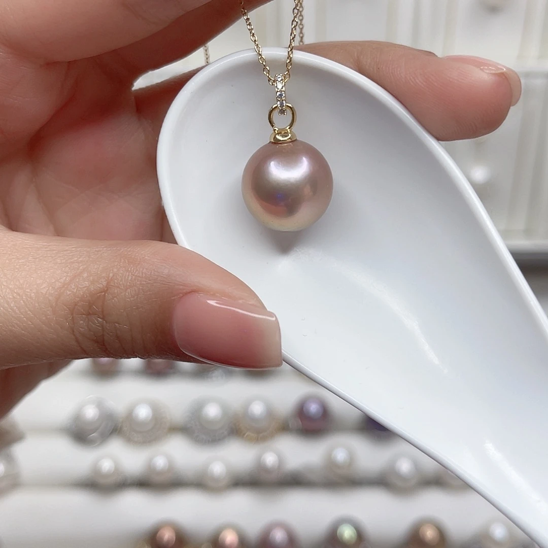 淡水珍珠吊坠(赠链)未镶嵌