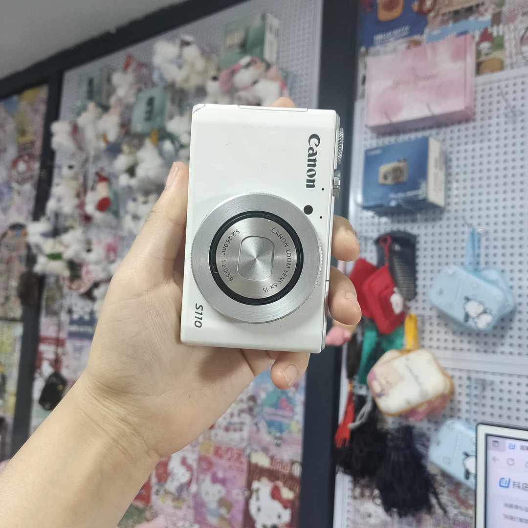 9新  佳能S110白色数码相机