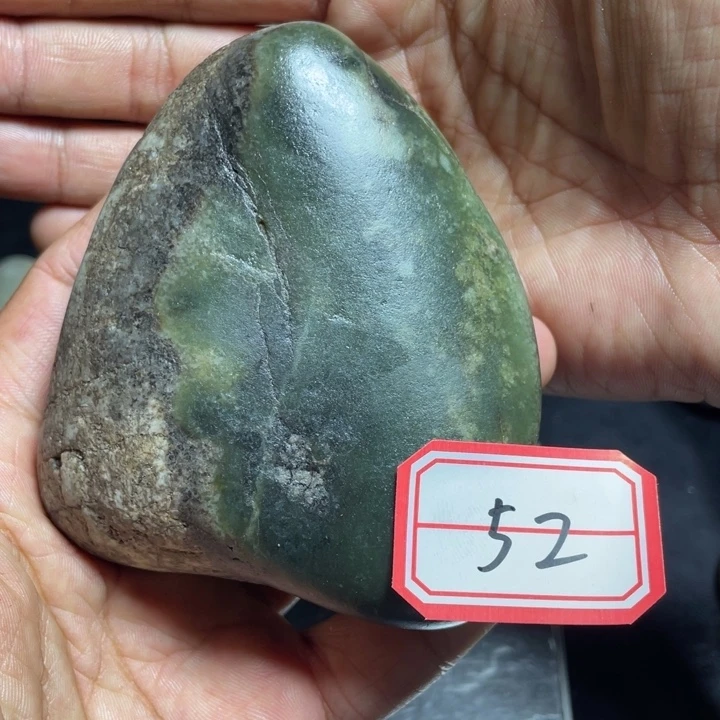 和田玉未镶嵌颈饰1