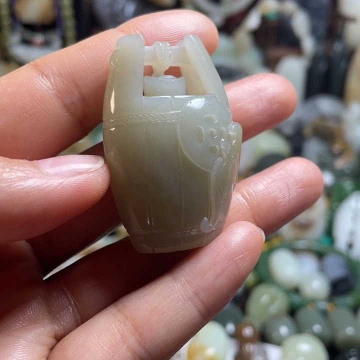 和田玉未镶嵌挂件