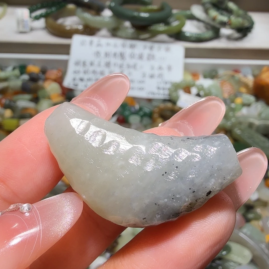 和田玉未镶嵌珠宝奇石