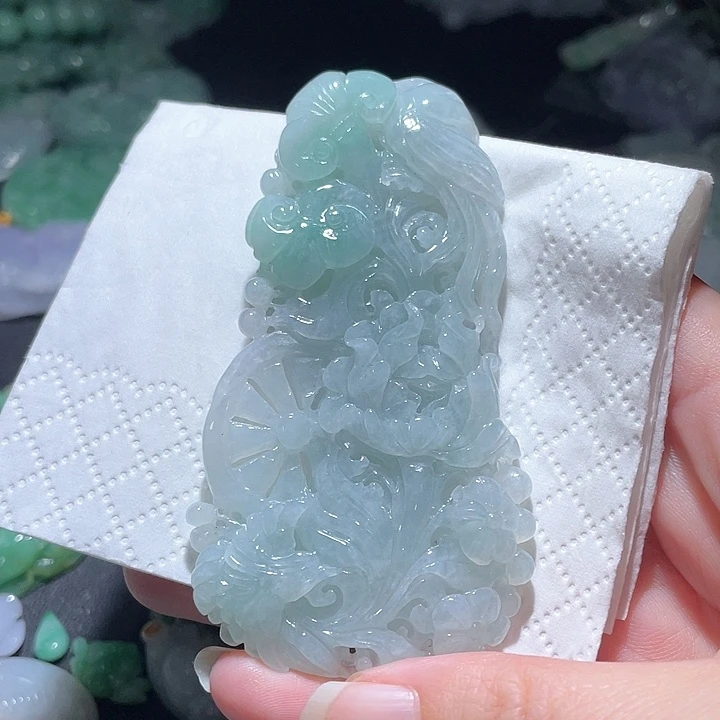 颈饰未镶嵌翡翠天