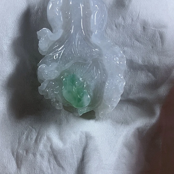 翡翠未镶嵌颈饰天然翡翠白菜