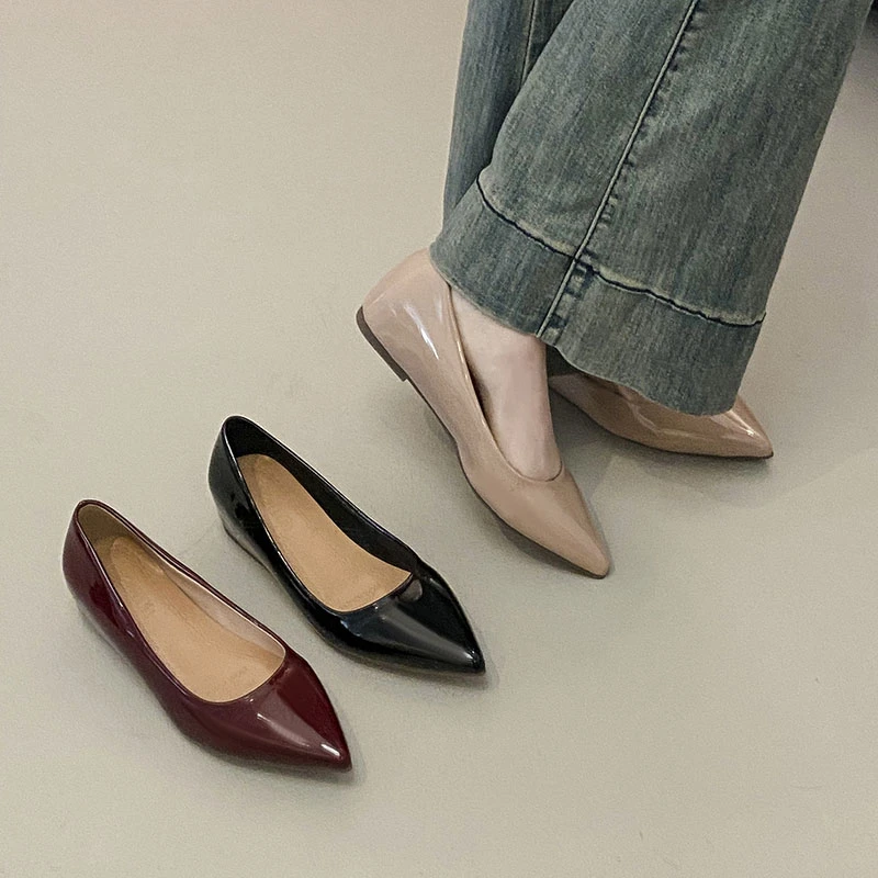 2025年新款春秋法式裸色内增高尖头平底鞋女浅口鞋子百搭通勤单鞋