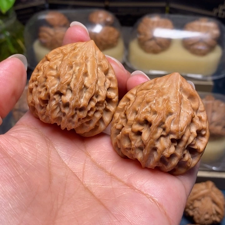 【闪购商品】把件文玩核桃龙门涧