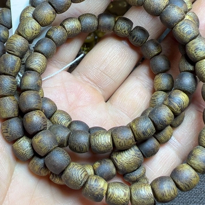 沉香沉香碎屑99沉0.7鼓珠19.3克