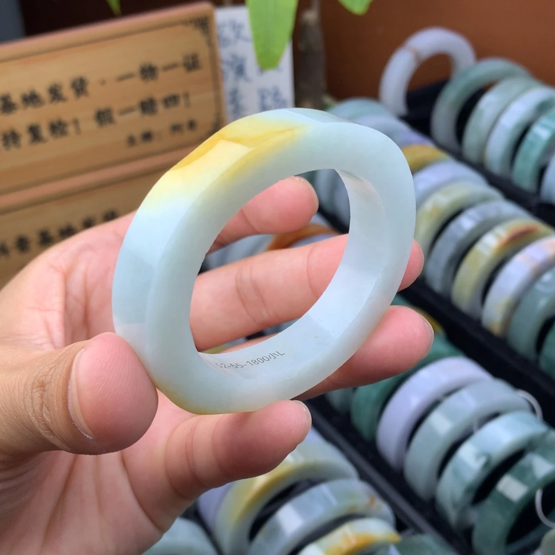 未镶嵌手镯定制翡翠定制手镯