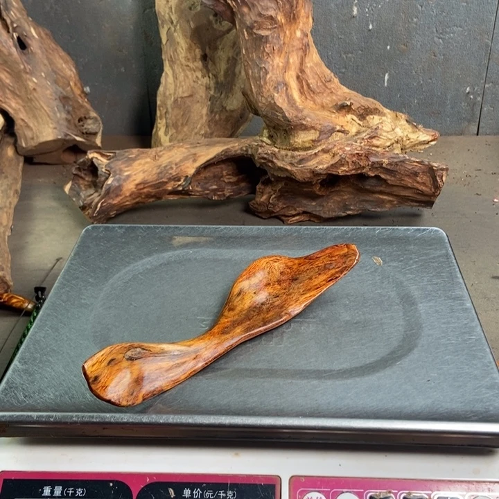 于***V黄花梨/降香黄檀海南黄花梨