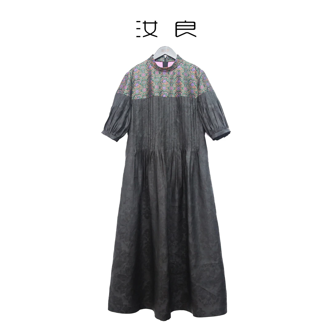 莨花纱拼宋锦立领百褶连衣裙