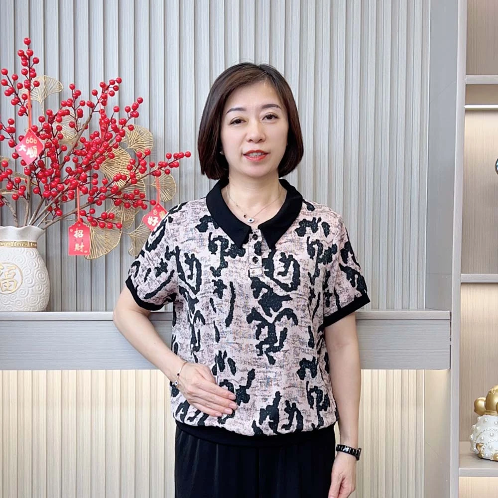 夏季新款洋气印花中老年妈妈装百搭减龄宽松显瘦气质翻领T恤小衫