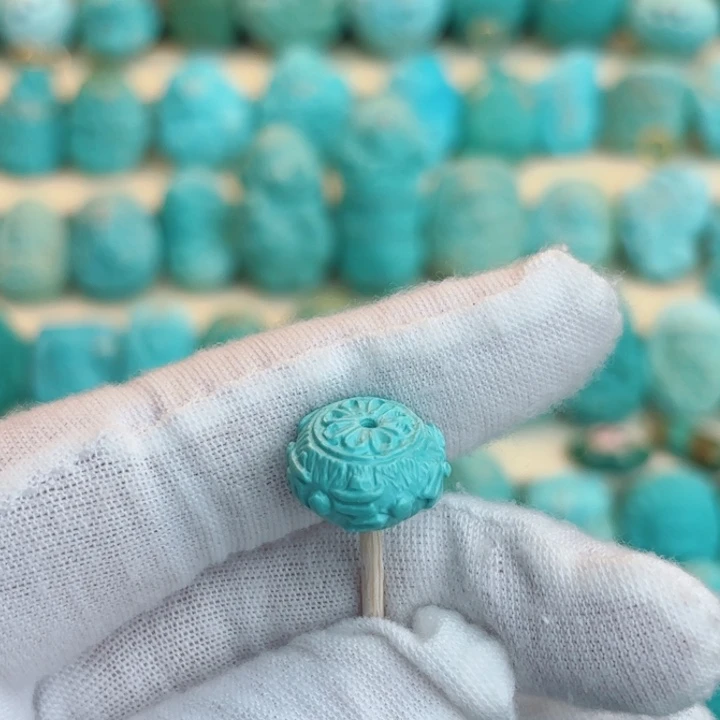 未镶嵌绿松石珠宝奇石