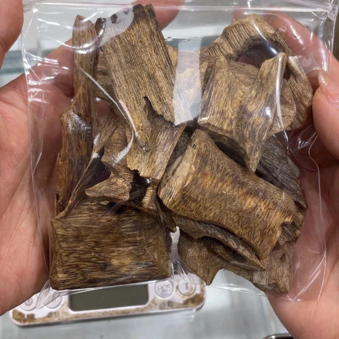 香榧木B***e海南绿棋楠碎块52g