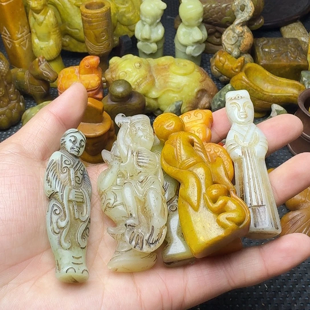 白玉菩提吊坠。。。低**默