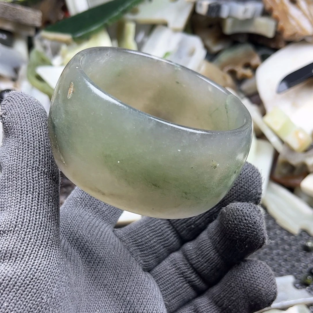 未镶嵌东陵石颈饰