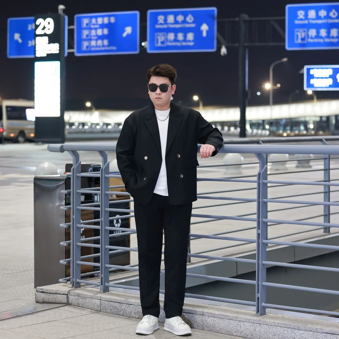 2025春季新款轻熟风双排扣西装男士大码潮流戗驳领西服外套K685