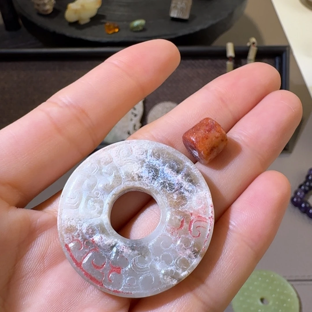 和田玉未镶嵌挂件无****?