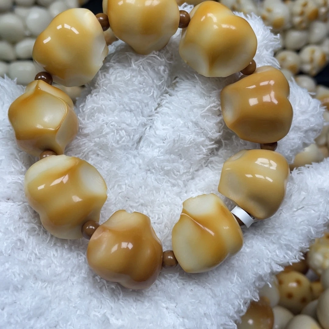 菩提根/象牙果手串12.22.40瑕饺子
