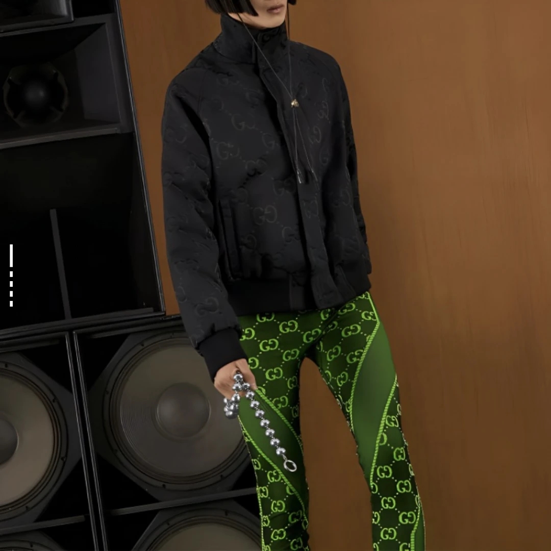 99新 GUCCI/古驰 52850/黑色GG Logo满印帆布夹克/44码
