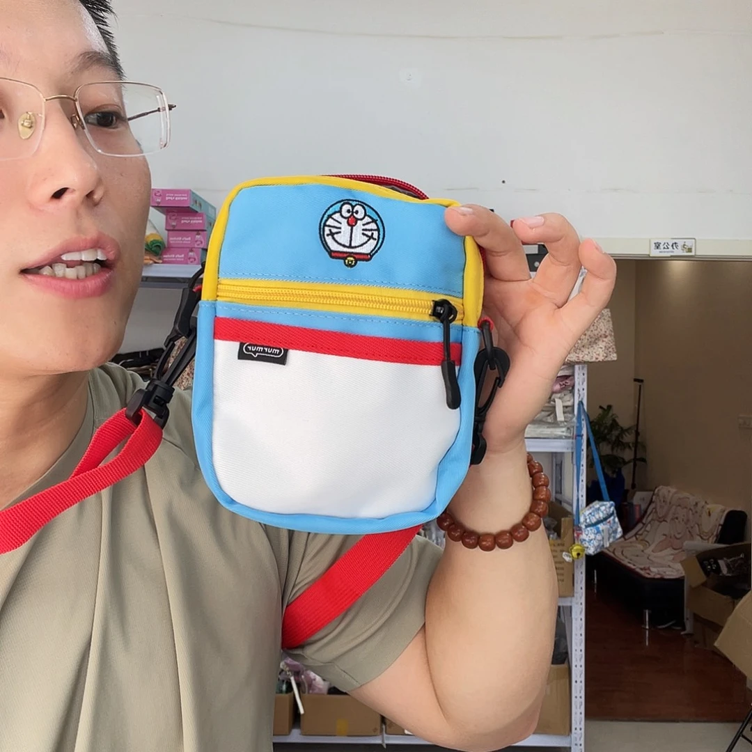 PU化妆包等产品和产品