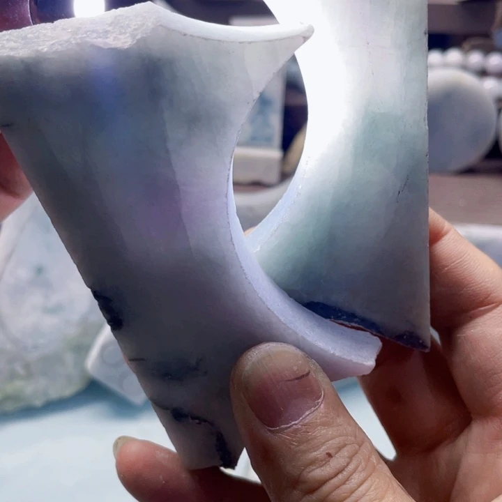 翡翠未镶嵌颈饰翡翠片料