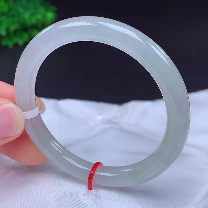 翡翠未镶嵌手镯685002