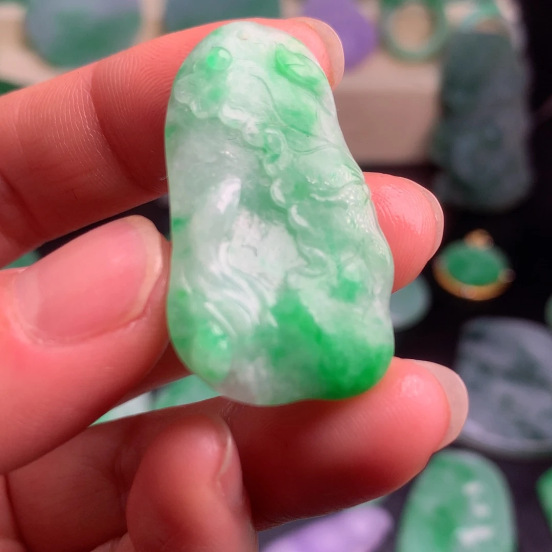 未镶嵌定制翡翠翡翠