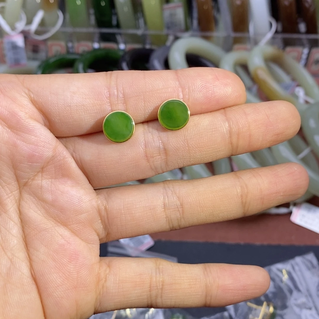 和田玉银S925镶嵌耳钉