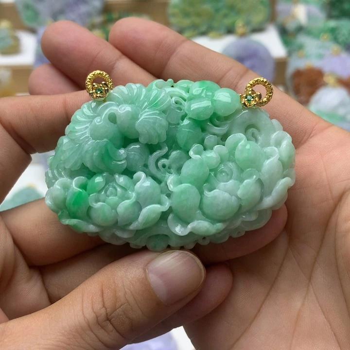 颈饰未镶嵌翡翠翡翠