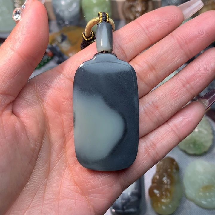 和田玉挂件未镶嵌