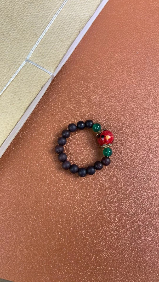 F-246小叶紫檀大漆珠戒指（不带礼盒）