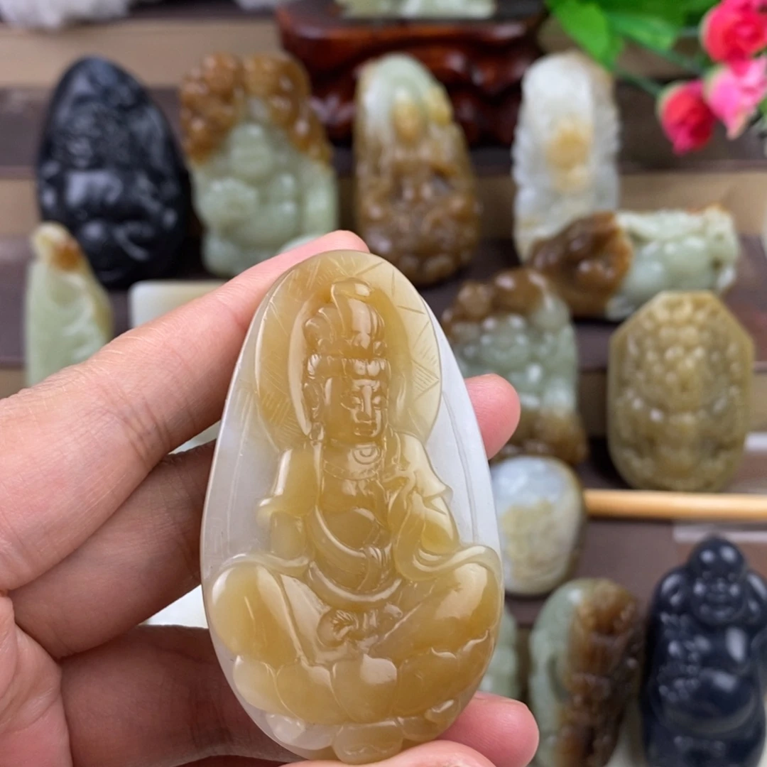 和田玉未镶嵌颈饰