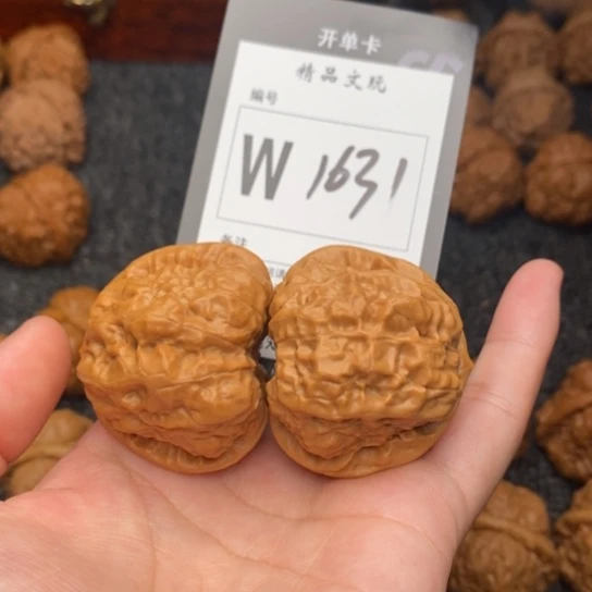 吊坠桃核我是第一百41