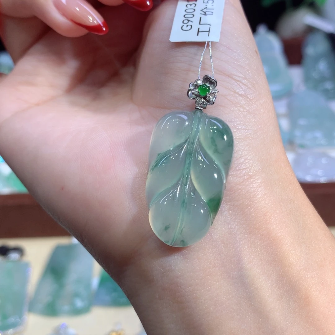 吊坠(不含链)18K金镶嵌翡翠