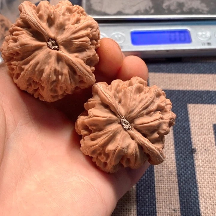 洋***洋吊坠文玩核桃全品大粗筋n