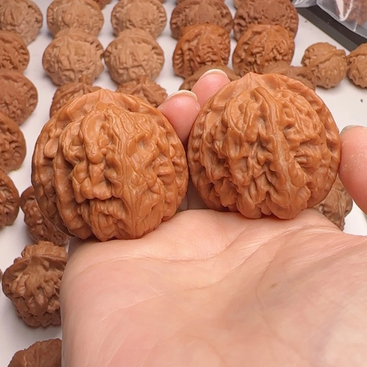 桃核吊坠红锦里子