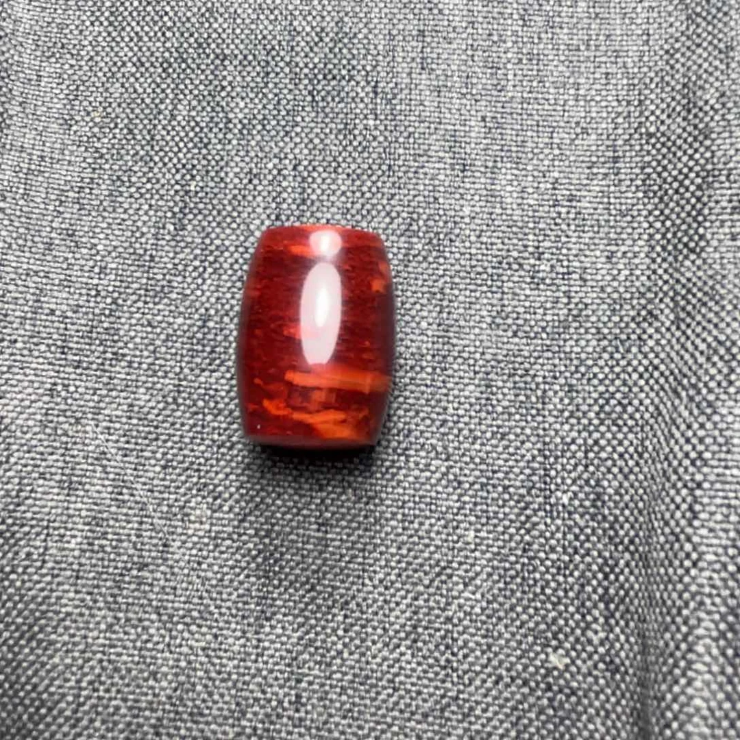 未镶嵌筒珠南红玛瑙王*凯