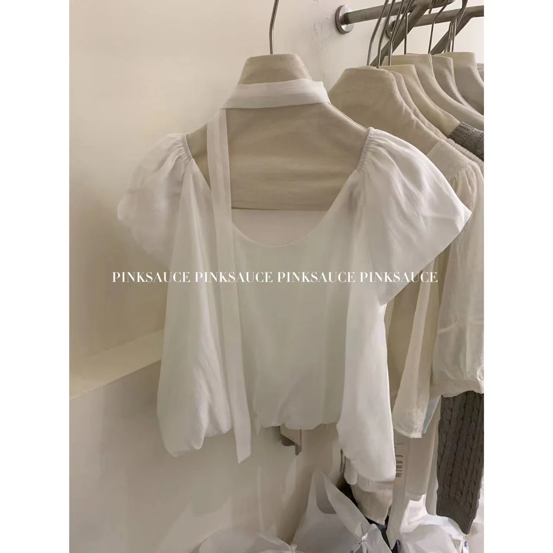 【奈梨千金】好喜欢这件花苞小上衣！飞飞袖设计上身真的超美！