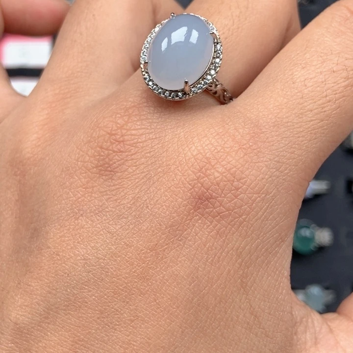 翡翠未镶嵌戒指戒指