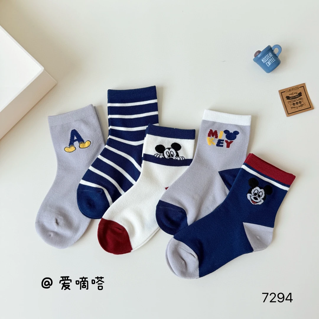 爱嘀嗒7294儿童袜子春秋季新款卡通米奇条纹男童中筒小孩精梳棉袜