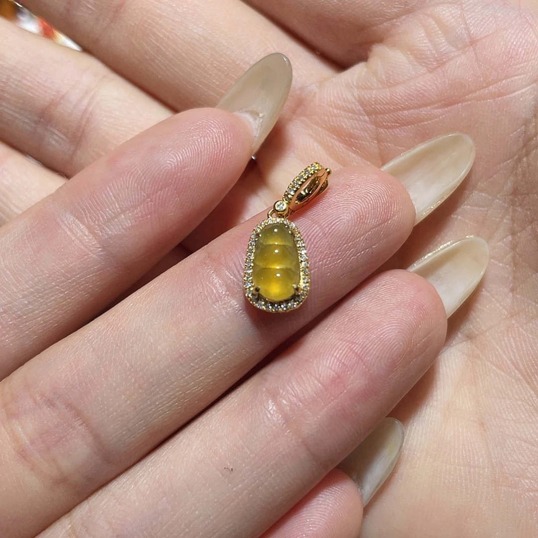 翡翠18K金镶嵌吊坠(不含链)