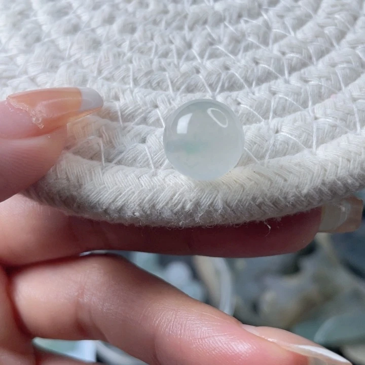 定制翡翠未镶嵌天然翡翠