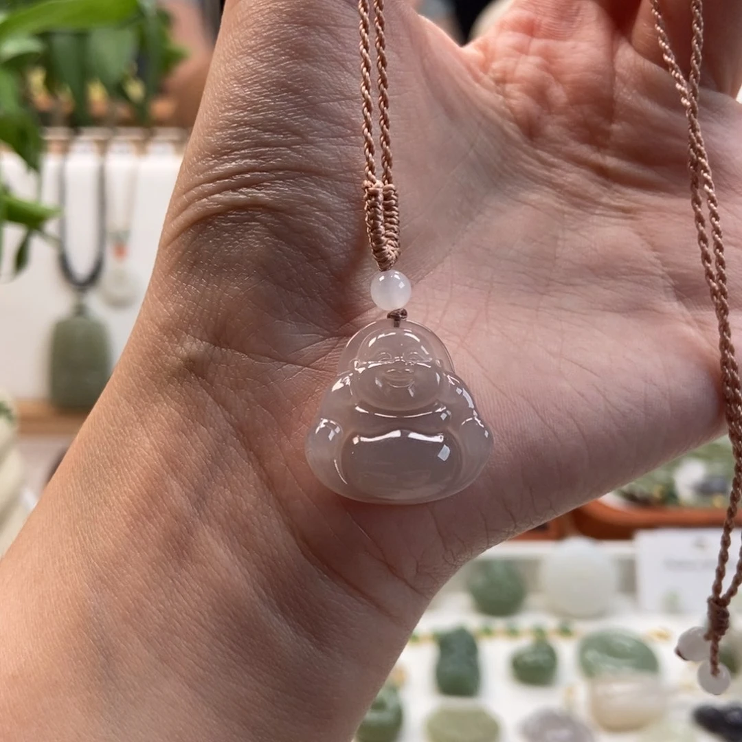 和田玉未镶嵌颈饰藕粉佛公