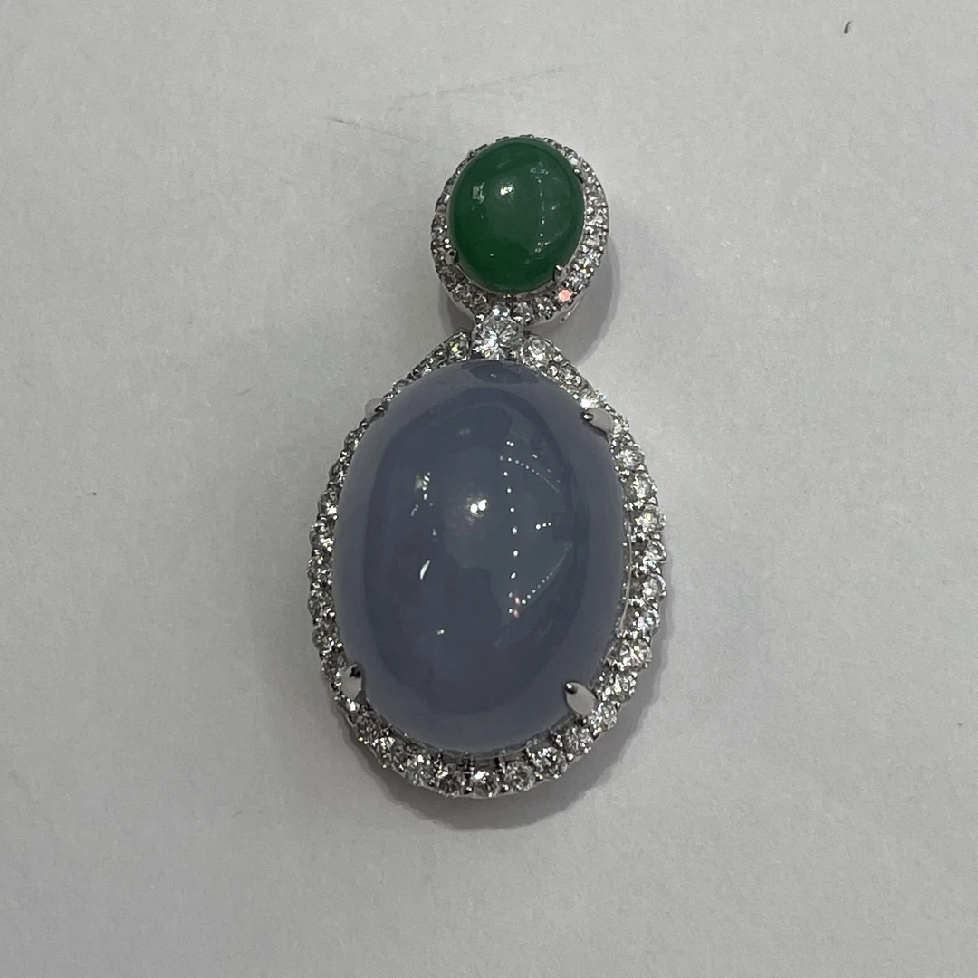 18k金天然翡翠吊坠