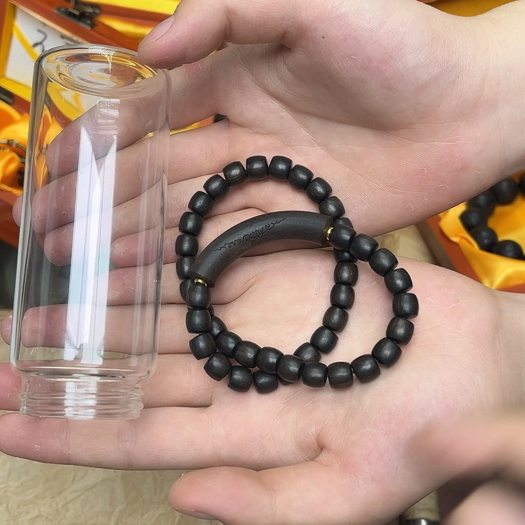 大叶紫檀（黑酸枝木类）