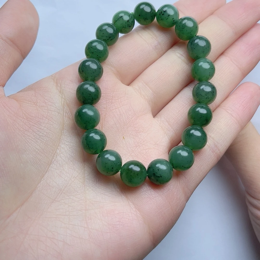 和田玉手串。k k未镶嵌